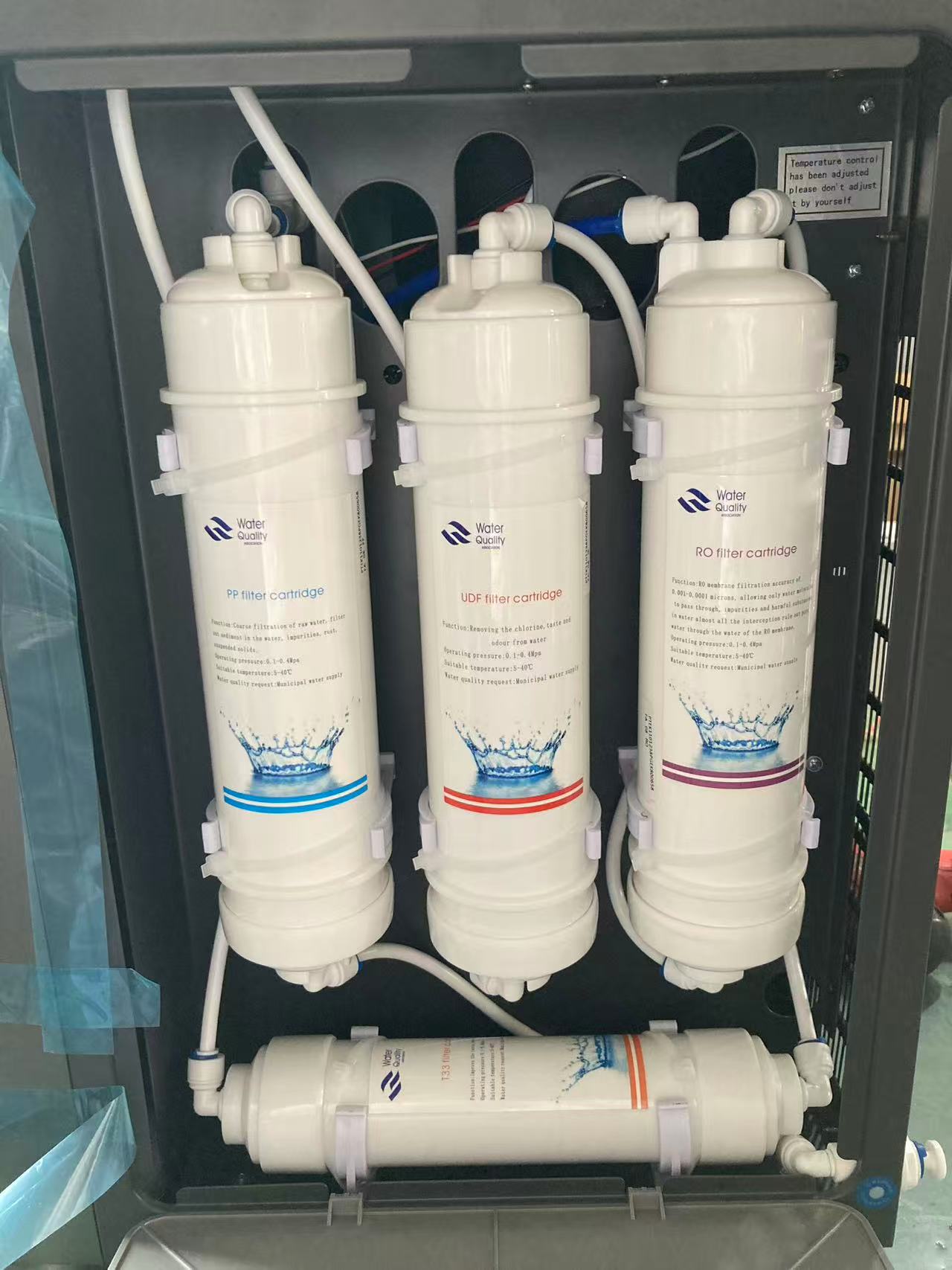 Countertop RO filtration configuration